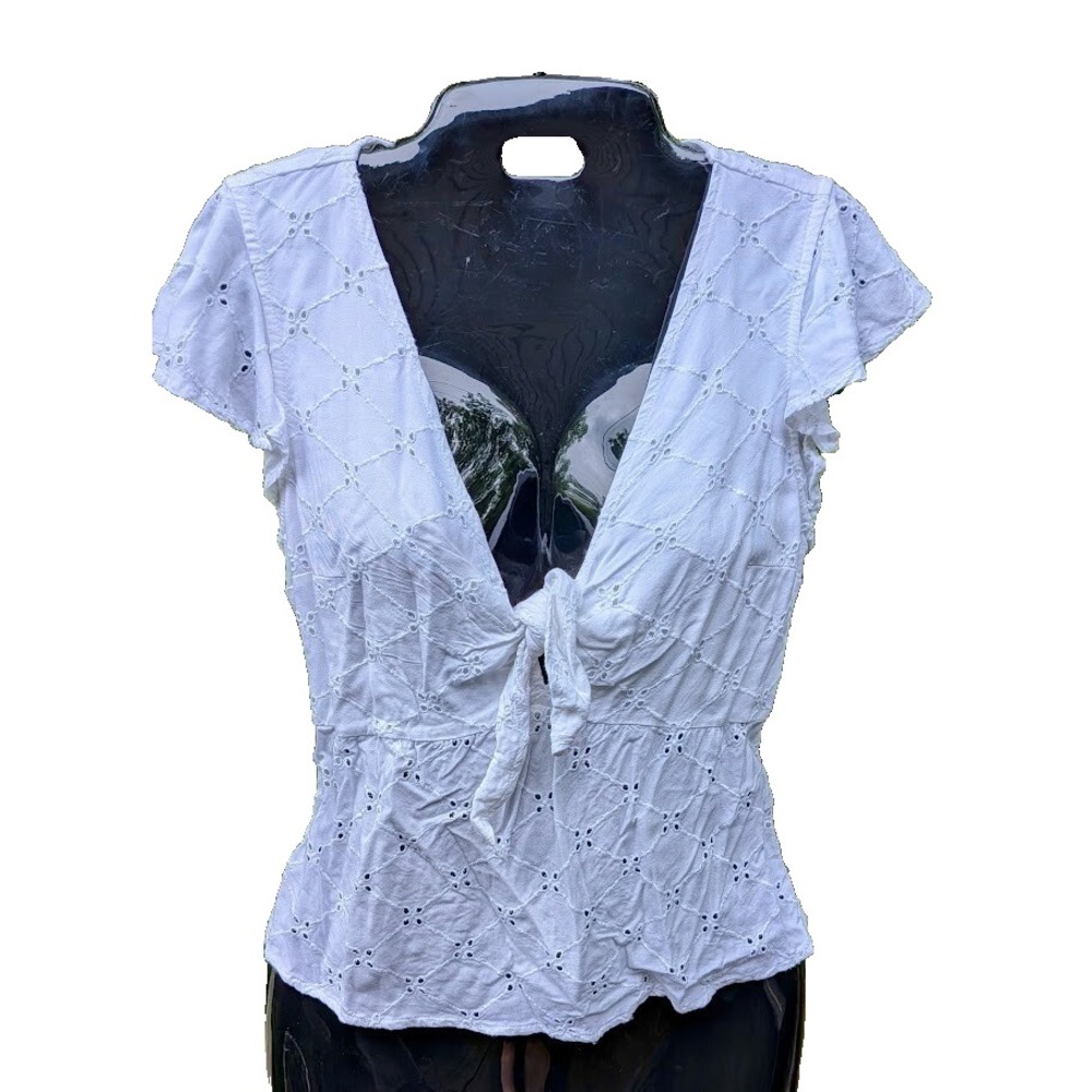 Abercrombie & Fitch Top Womens XS White Eyelet Tie Front Milkmaid Romantic Fairy